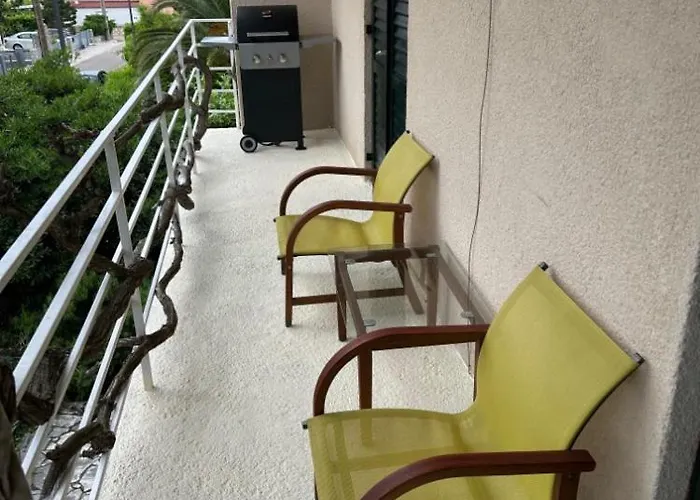 Nona - 200m From The アパート